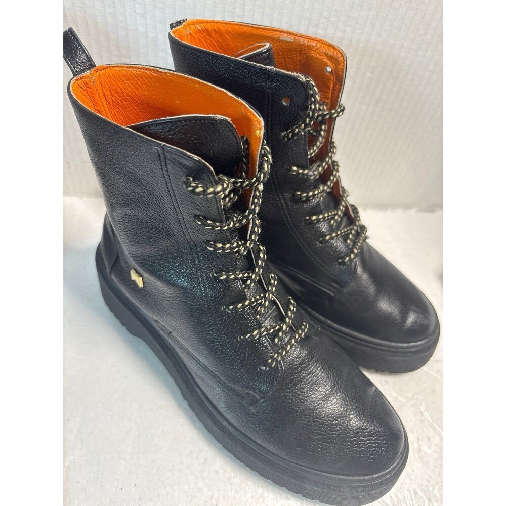 Karen Ruz Combat  Boots Grunge Style  Y2K. Size 7